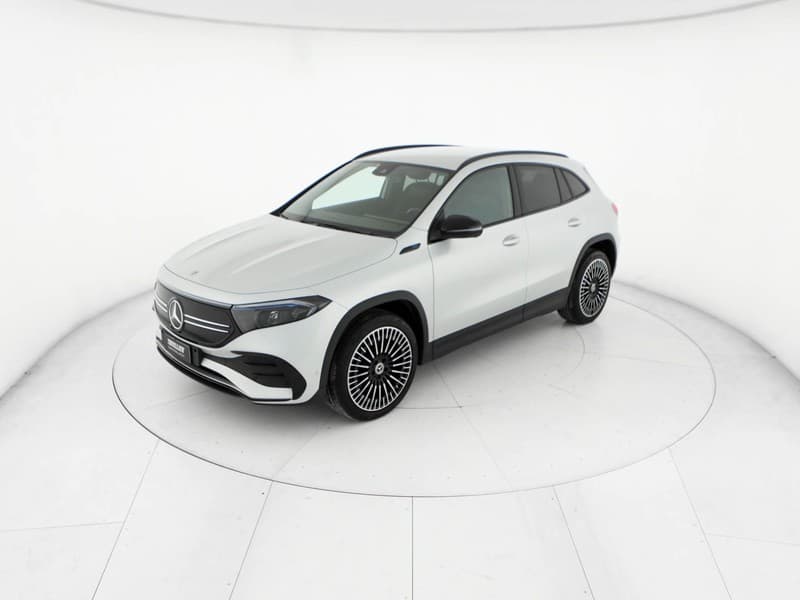 Mercedes EQA